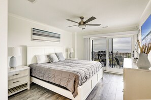 2 bedrooms, iron/ironing board, Internet, bed sheets - Sunset Rentals- 208 Sea Cloisters (Hilton Head Island)