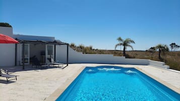 Ulkouima-allas, lämmitetty uima-allas