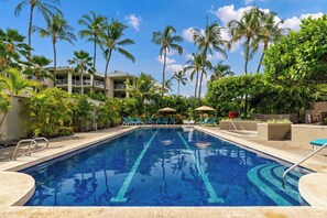 Pool - Vista Waikoloa G203: Luxury Condo in Waikoloa Resort: AC, Elevators, Views! (Waikoloa)