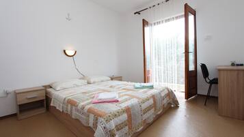 Huoneisto, 3 makuuhuonetta, parveke | Ilmaiset vauvansängyt, ilmainen Wi-Fi, vuodevaatteet