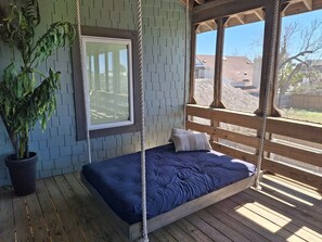 Terrace/patio - New Listing. 5-bedroom Coastal Retreat (Port Aransas)