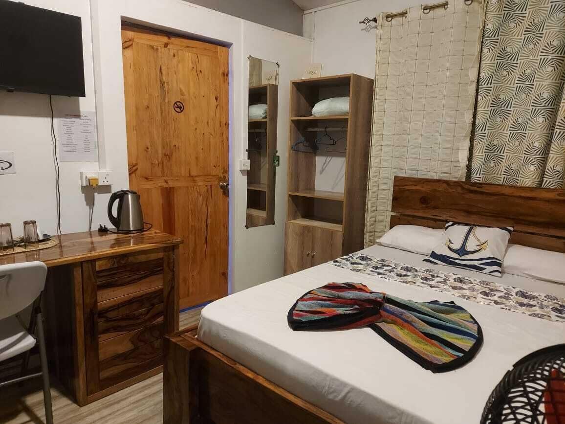 Habitación Confort con 1 cama doble o 2 individuales, vistas a la montaña | Escritorio, cortinas opacas, sistema de insonorización