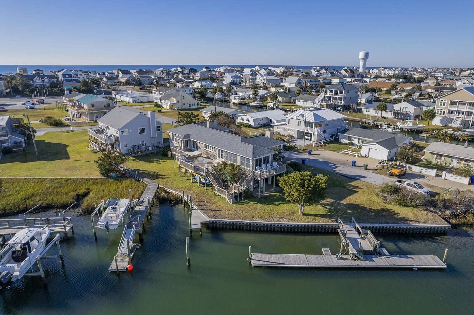 House, 2 Bedrooms | Marina