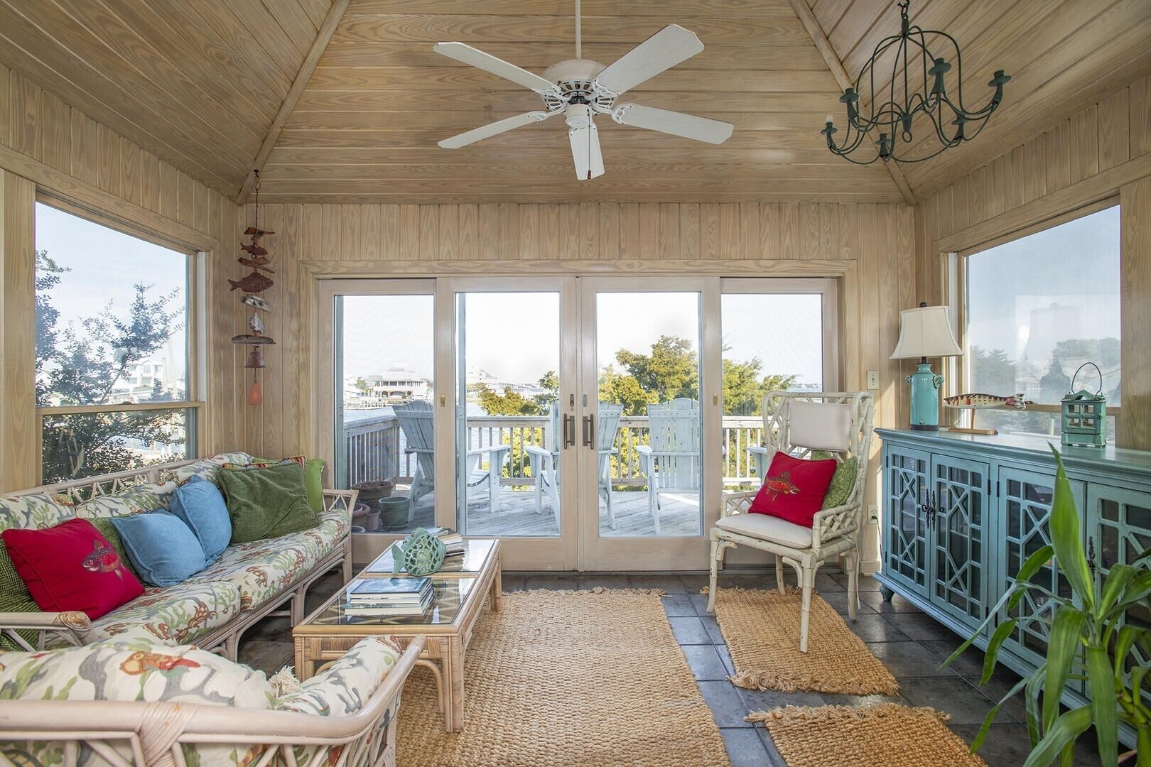 House, 2 Bedrooms | Living area | Smart TV, streaming services