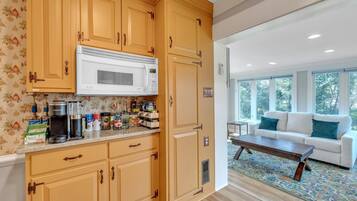 Rumah, 4 kamar tidur | Interior