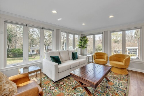 Upscale Escape Game Room & Spa-like Baths 4 Bedroom Home