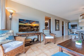 Leilighet, 2 soverom | Oppholdsområde | Smart-TV