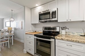 Condo, 2 Bedrooms | Private kitchen | Coffee/tea maker, fridge, oven, toaster - Kihei Beach, #109 2 Bedroom Condo (Kihei)