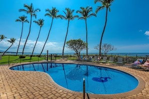 Appart'hôtel, 2 chambres | Piscine