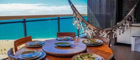 Apartamento básico | Opções para refeição ao ar livre