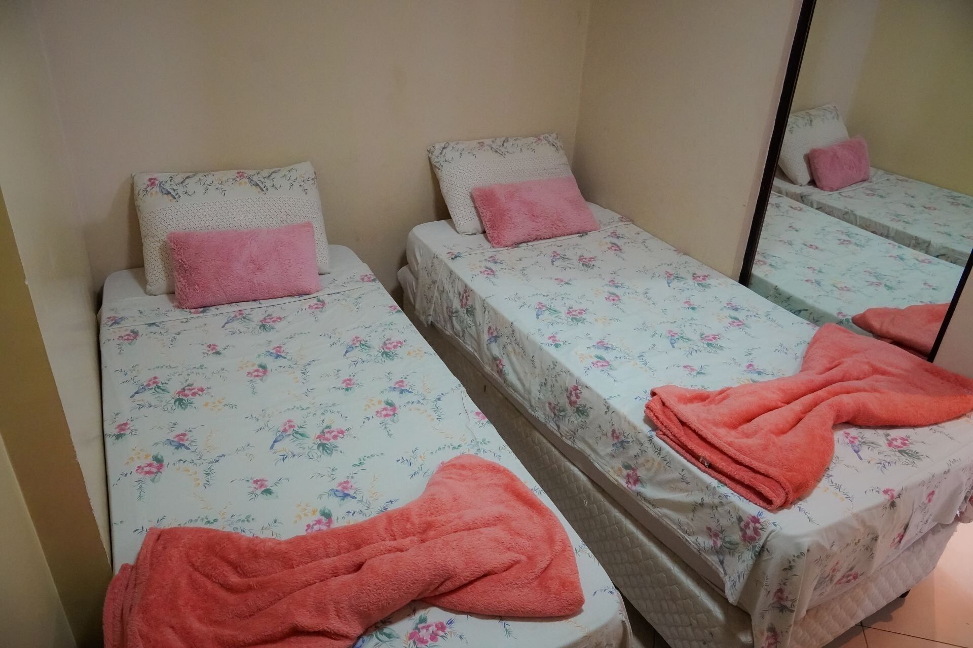 Basic Apartment | 2 bedrooms, iron/ironing board, free WiFi
