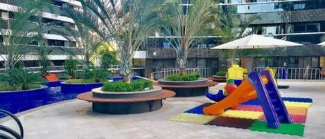 基本公寓 | 兒童遊樂區