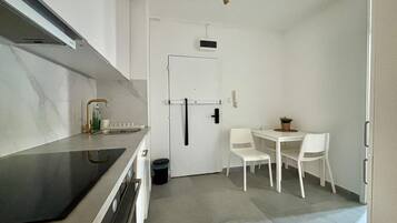 Apartment, 4 Bedrooms | Private kitchen | Coffee/tea maker