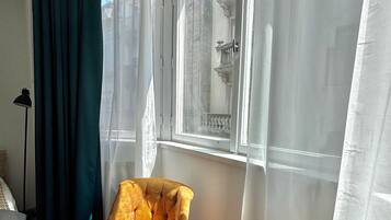 Apartment, 4 Bedrooms | Iron/ironing board, free WiFi