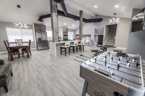 Games room - Villa in the HEART of town (Las Vegas)