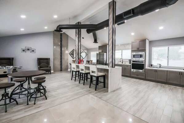 Private kitchen