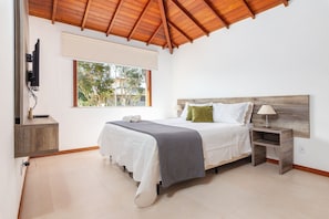 Villa | 4 slaapkamers, individueel gedecoreerd, individueel gemeubileerd