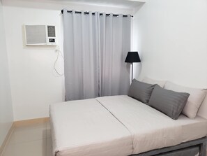 1 chambre, fer et planche à repasser, Wi-Fi, draps fournis