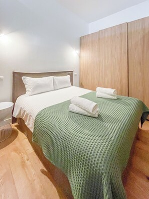 1 bedroom, WiFi, bed sheets