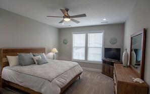 3 chambres, fer et planche à repasser, Wi-Fi gratuit, draps fournis