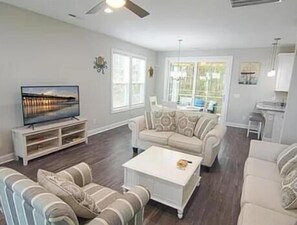 Smart TV - One Oar Missing - At Barefoot Resort (North Myrtle Beach)