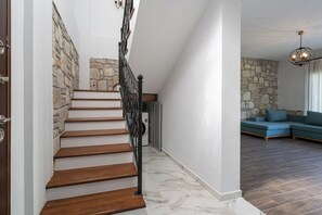 Système d’insonorisation, fer et planche à repasser