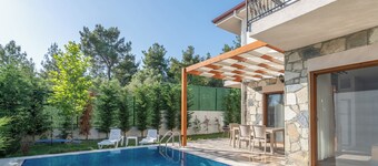 Vintage Villas