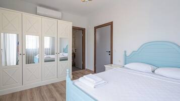 Soundproofing, iron/ironing board, free WiFi, bed sheets