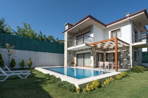 Deluxe Villa, 3 Bedrooms, Mountain View
