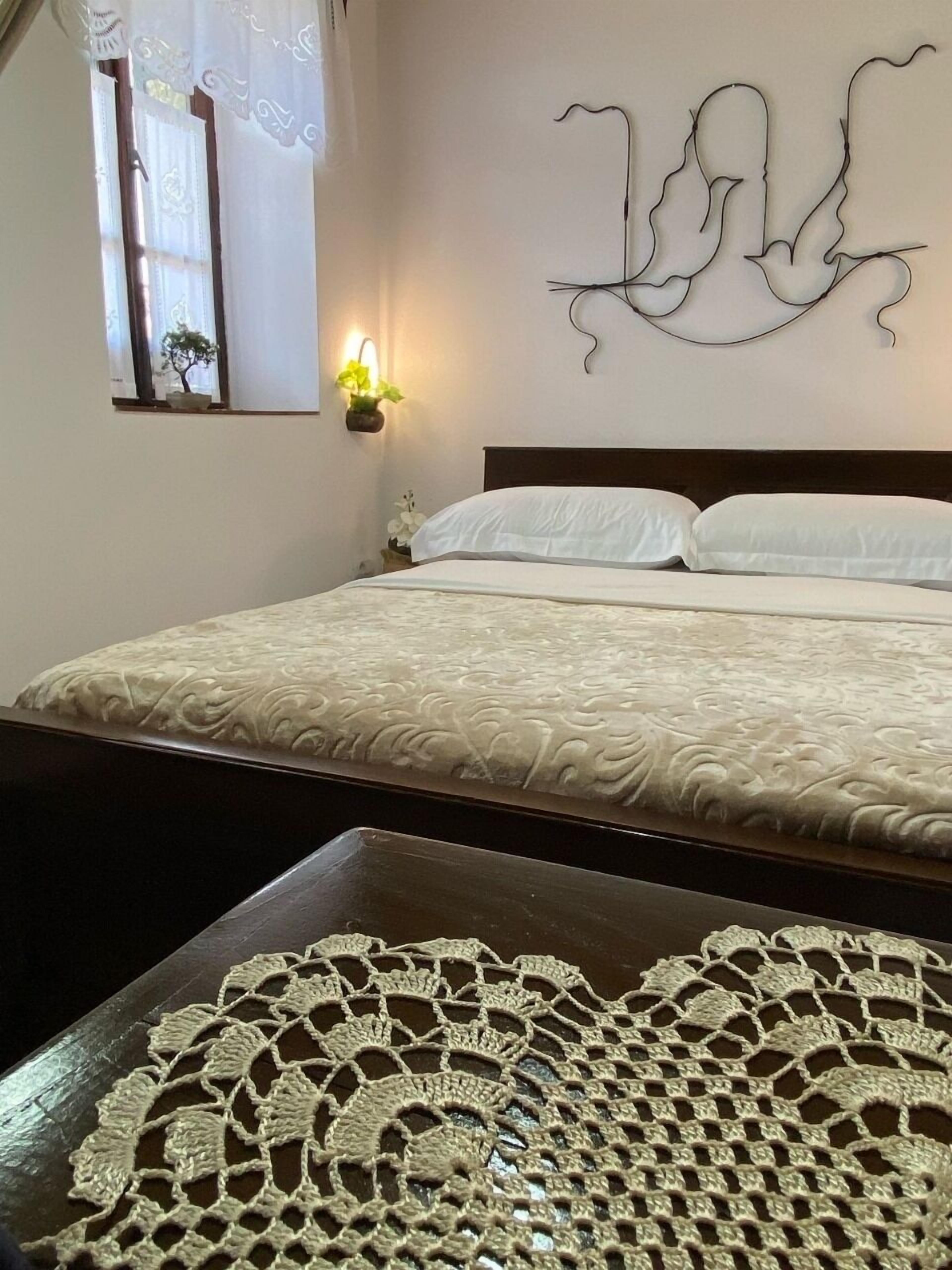 4 室のベッドルーム、アイロン / アイロン台、WiFi、ベッドシーツ