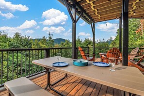 Signature House, 2 Bedrooms, Non Smoking, Patio | Terrace/patio