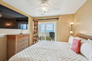 7 bedrooms, desk, iron/ironing board, free WiFi