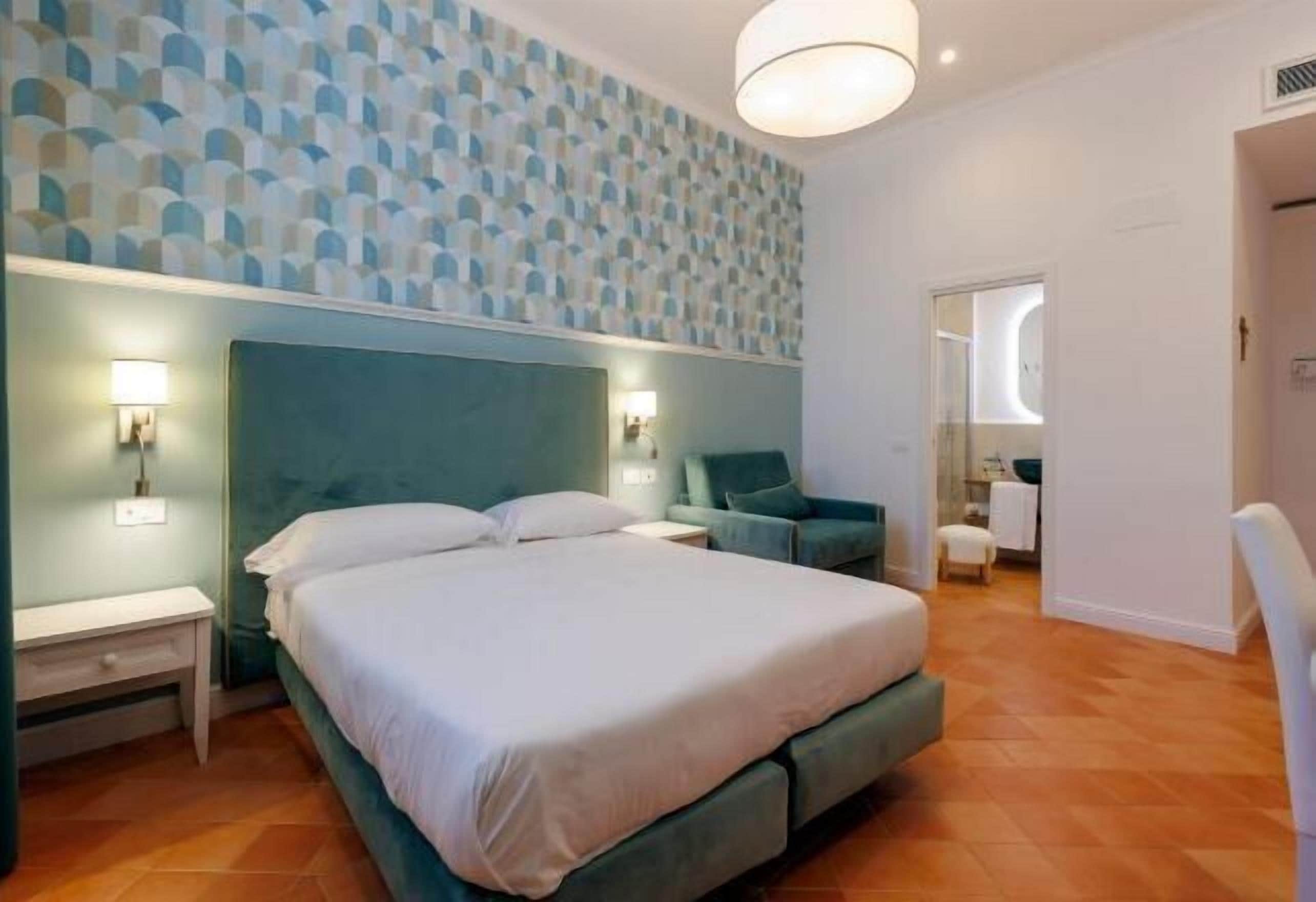 Skrivbord, gratis wi-fi och sängkläder