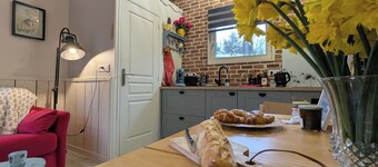 "EL BAYOU" cosy wooden cottage on the edge of the forest