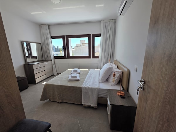 Two-bedroom Suites By Kentrikon 1924 Boutique Hotel, Old Town - Paphos