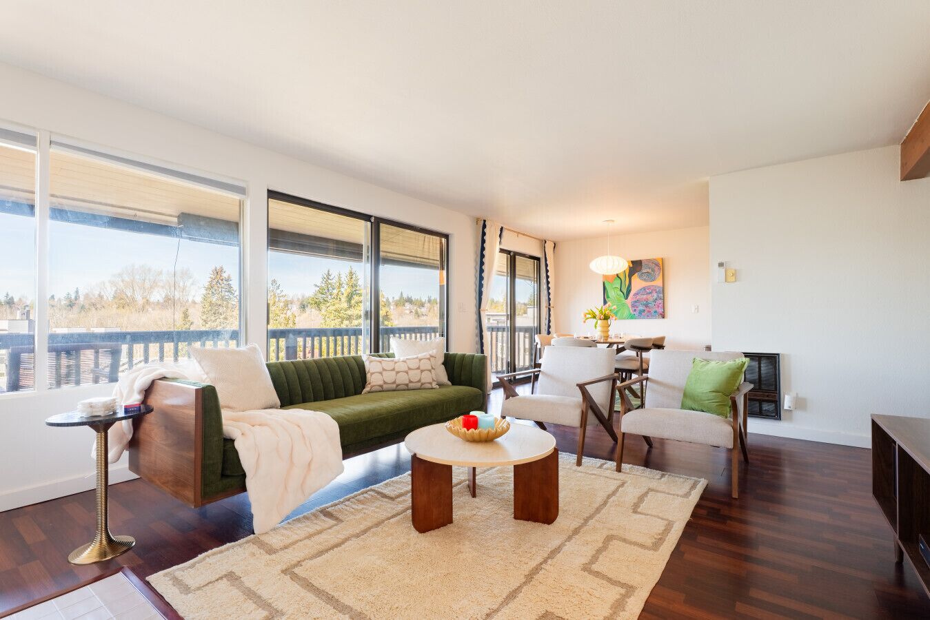 TV, peis og stereoanlegg