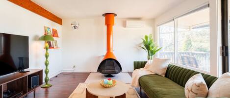 Tv, pejs, stereoanlæg