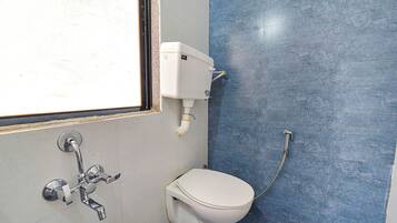 Ducha, toallas, jabón, shampoo