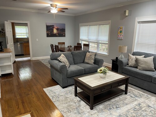 Edge of Cascades Park 3 Bedroom home