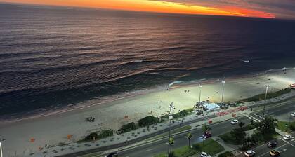 Triplex penthouse facing the sea with 3 bedrooms in Barra da Tijuca