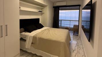 3 habitaciones, tabla de planchar con plancha, wifi y ropa de cama