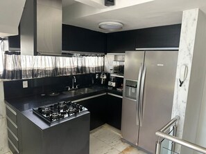 Microondas, horno y parrilla de estufa 