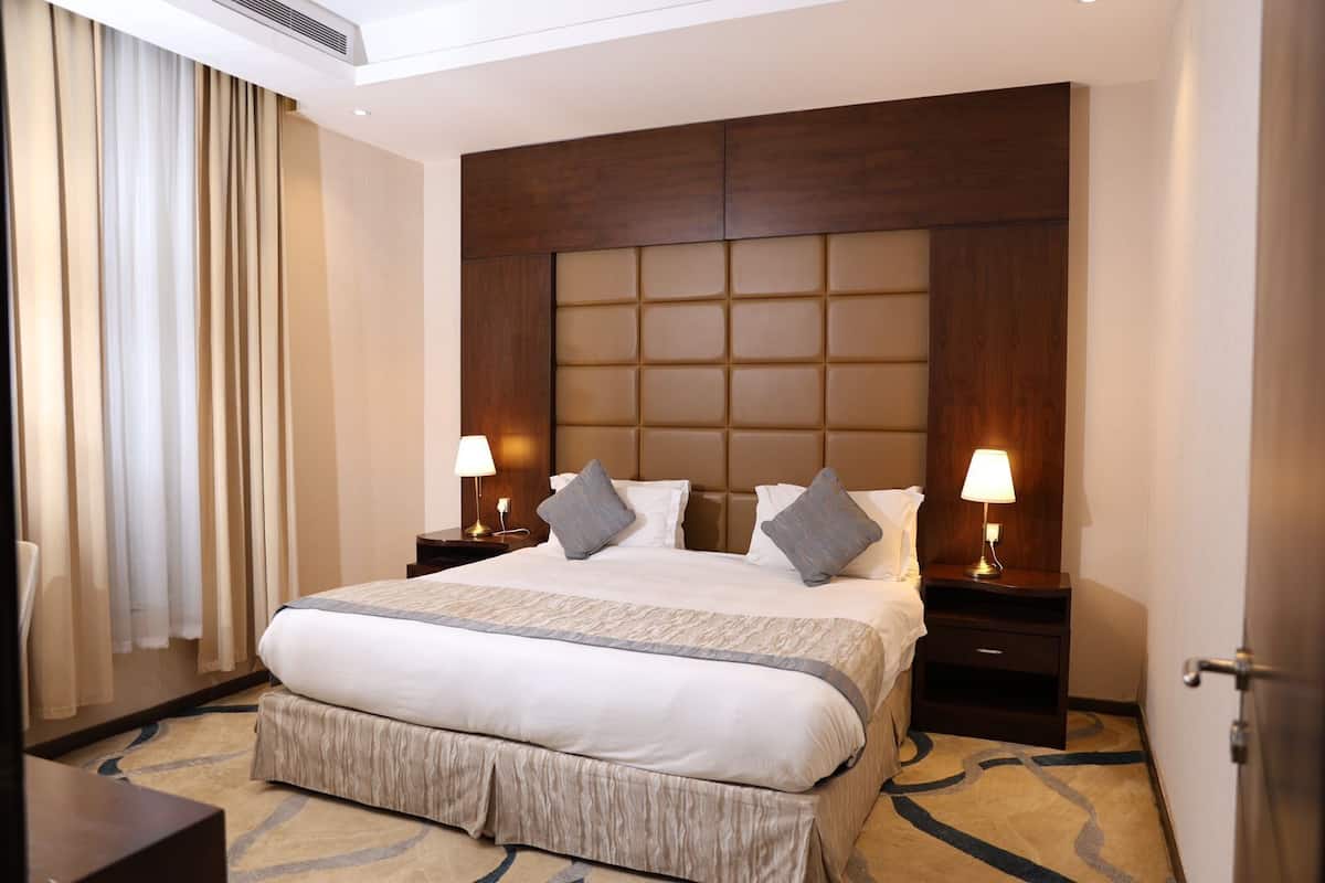 Blackout drapes, iron/ironing board, free WiFi