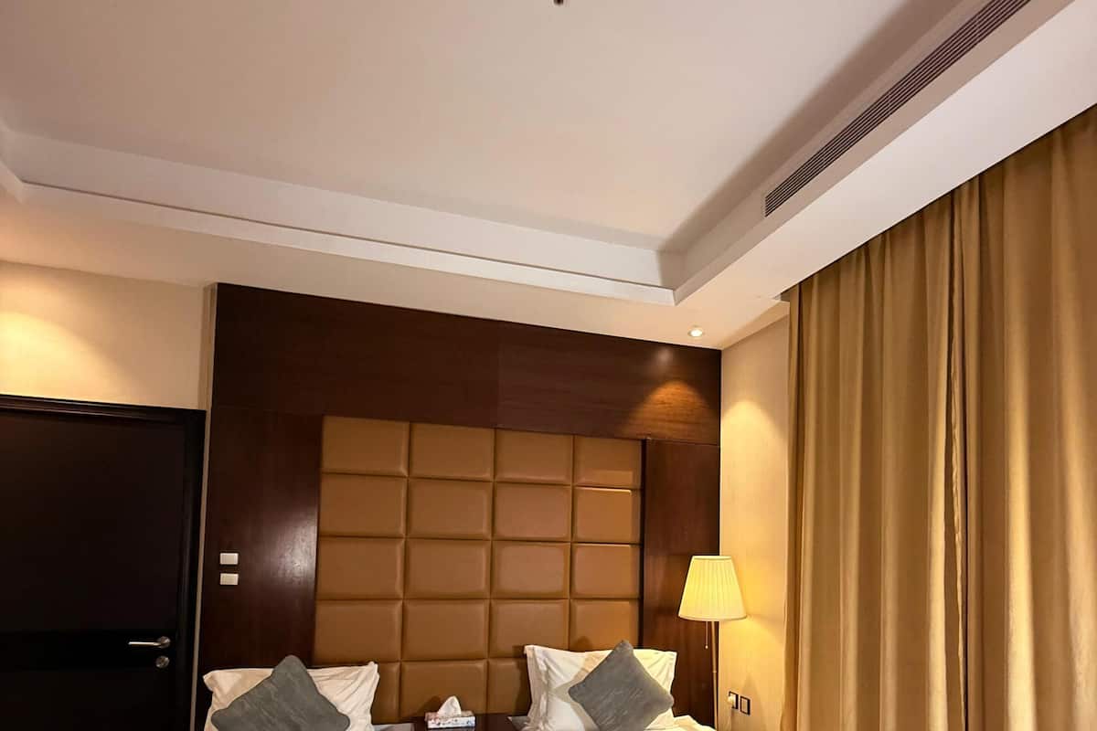 Blackout drapes, iron/ironing board, free WiFi