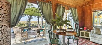 Charming 1-bedroom chalet, Outdoor Shower TOO! Near Savannah