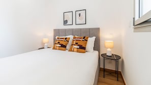 Ferros/tábuas de passar roupa, Wi-Fi de cortesia, roupa de cama