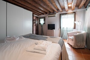 Apartment, Garden View | 2 bedrooms, free WiFi - Ca' del Majo (Venice)