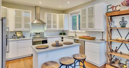 EXECUTIVE WATERFRONT LIVING AT ITS FINEST!!! WELCOME to this immaculate home!