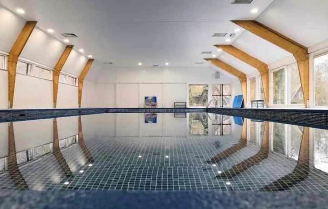 Piscine couverte