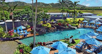 Charming apartment in delightful Koloa with fitness room, AC, WiFi